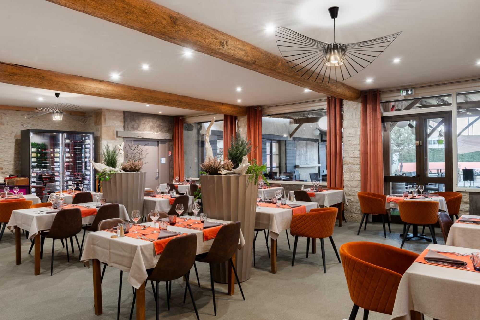 Logis Hotel-Restaurant Saint Romain Анс Екстериор снимка